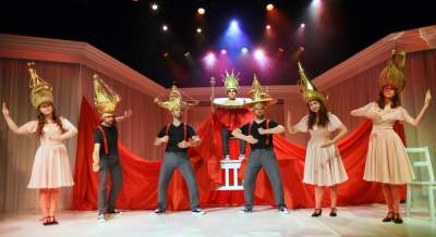 Najbardziej kolorowy spektakl tej jesieni, zdobycie biletu nie jest łatwe - zdjęcie 12