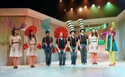 Najbardziej kolorowy spektakl tej jesieni, zdobycie biletu nie jest łatwe - zdjęcie 26