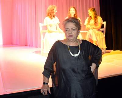 Najbardziej kolorowy spektakl tej jesieni, zdobycie biletu nie jest łatwe - zdjęcie 2