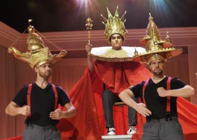 Najbardziej kolorowy spektakl tej jesieni, zdobycie biletu nie jest łatwe - zdjęcie 11