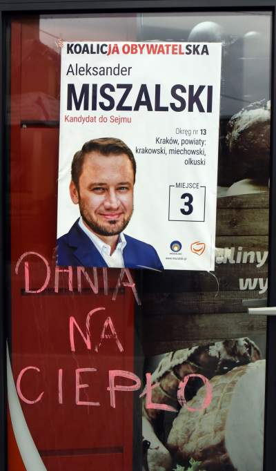 I jak tu się wyróżnić w tym bałaganie? Barwy kampanii 2019 - zdjęcie 35