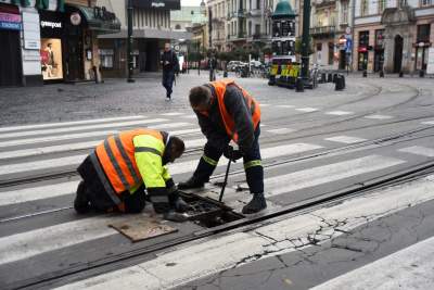 Wstali wcześnie rano w niedzielę by powitać go chlebem i solą... - zdjęcie 4