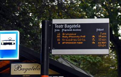 Wstali wcześnie rano w niedzielę by powitać go chlebem i solą... - zdjęcie 2