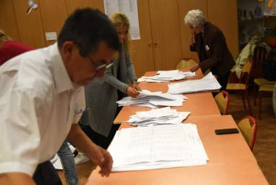 Tak wyglądało liczenie głosów... - zdjęcie 12