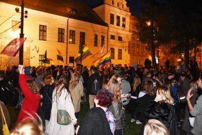 Ksiądz do protestujących przed kurią: modlę się, by ratować was przed piekłem - zdjęcie 20