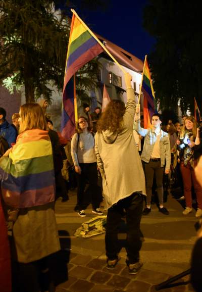 Ksiądz do protestujących przed kurią: modlę się, by ratować was przed piekłem - zdjęcie 21