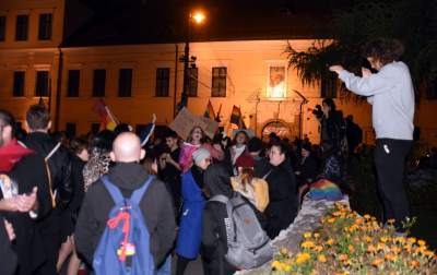 Ksiądz do protestujących przed kurią: modlę się, by ratować was przed piekłem - zdjęcie 16