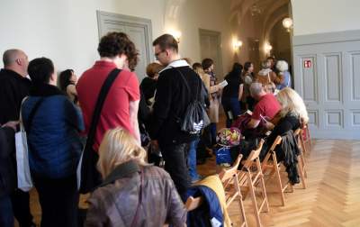 Gigantyczna kolejka jakiej w Krakowie nie widziano od lat... po autograf - zdjęcie 4