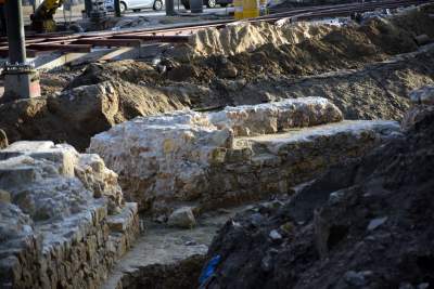 Najsłynniejsze obecnie stanowisko archeologiczne w Krakowie, czerwiec 2019 fot. Marek Lasyk - zdjęcie 4