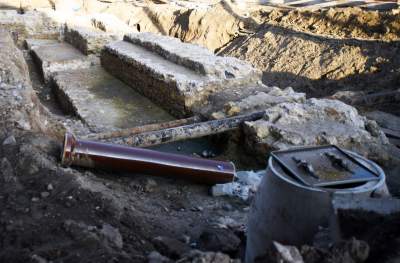 Najsłynniejsze obecnie stanowisko archeologiczne w Krakowie, czerwiec 2019 fot. Marek Lasyk - zdjęcie 6