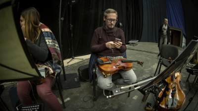 Ostatnia próba przed koncertem na... cmentarzu - zdjęcie 2