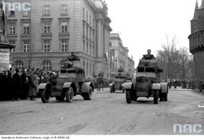 Świętowanie Niepodległości w Krakowie przed wojną. Polska armia miała być potęgą - zdjęcie 8