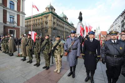 Ułani wędrują, strzelcy maszerują, a KOD przypomina o Konstytucji - zdjęcie 22