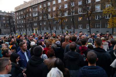 Bezdomny przewodnik w Nowej Hucie porwał tłumy - zdjęcie 1