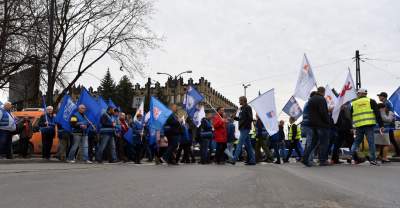 "Niech kombinat wróci w polskie ręce" - protest hutników (listopad 2019) - zdjęcie 2