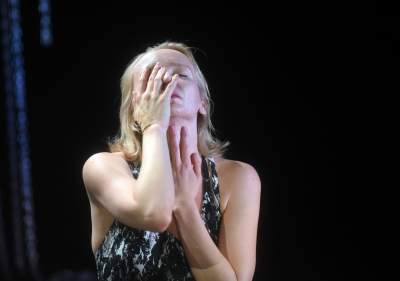 Spektakl o przemocy wobec kobiecych ciał - zdjęcie 15