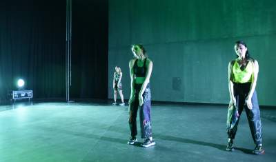 Spektakl o przemocy wobec kobiecych ciał - zdjęcie 8