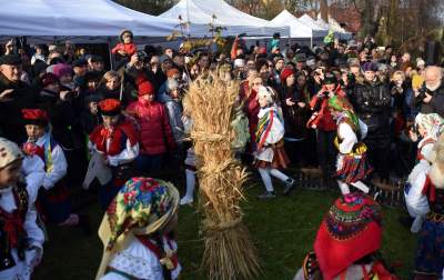 Rydlówka: tradycyjne Osadzanie Chochoła - zdjęcie 12