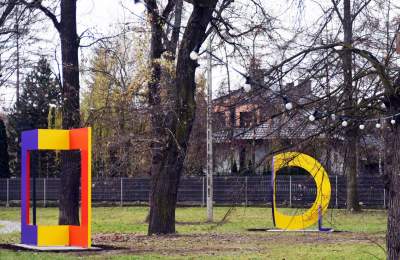 Takie rzeźby postawili wokół zabytkowej Strzelnicy - zdjęcie 10