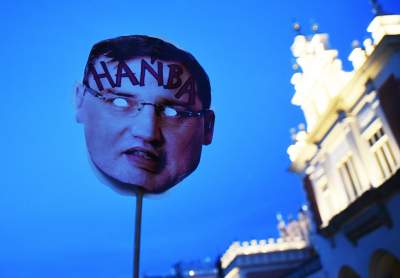 Demonstracja na Rynku: "dość prześladowania" - zdjęcie 4