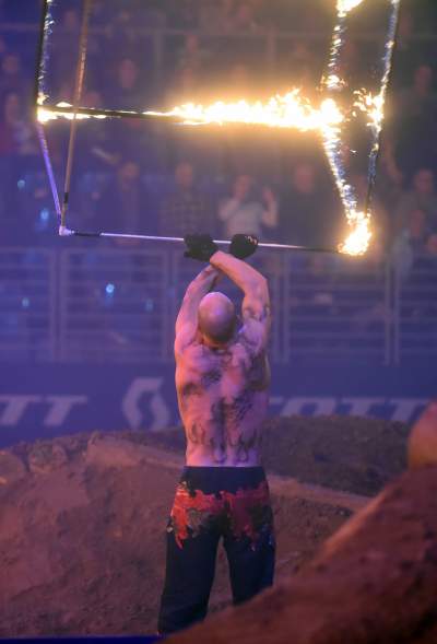 Szalona impreza w Tauron Arenie... - zdjęcie 3