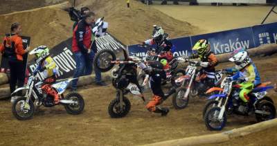 Szalona impreza w Tauron Arenie... - zdjęcie 34