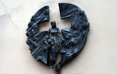 Planty: pierwsza w Krakowie galeria z pomnikami - zdjęcie 13