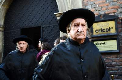 Oto człowiek na desce ostatniego ratunku - zdjęcie 8