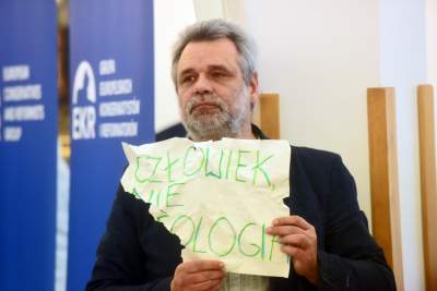 Szarpanina podczas konferencji o gender... - zdjęcie 22