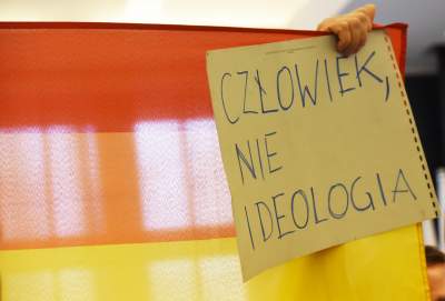 Szarpanina podczas konferencji o gender... - zdjęcie 6