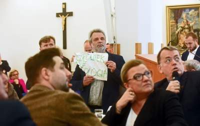 Szarpanina podczas konferencji o gender... - zdjęcie 23