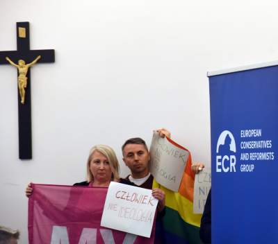 Szarpanina podczas konferencji o gender... - zdjęcie 18