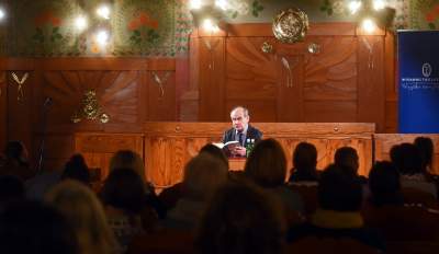 Wyjątkowy pokaz na fasadzie "Domu pod Globusem" - zdjęcie 12