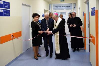 Nowoczesny szpital otwarty i poświęcony, a co z lekarzami? - zdjęcie 11