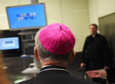 Nowoczesny szpital otwarty i poświęcony, a co z lekarzami? - zdjęcie 12