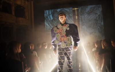 Takiego pokazu mody jeszcze w Krakowie nie było - zdjęcie 16