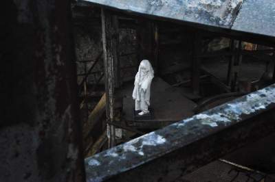 Przejmujące rzeźby w kamieniołomie pozostaną na stałe - zdjęcie 7