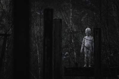 Przejmujące rzeźby w kamieniołomie pozostaną na stałe - zdjęcie 2