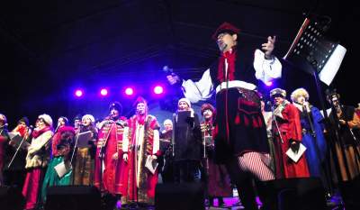 Krakowski fenomen: znów tłumy na Małym Rynku (rok 2019) - zdjęcie 18