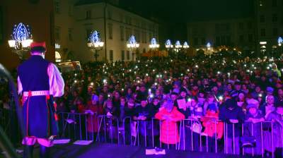 Krakowski fenomen: znów tłumy na Małym Rynku (rok 2019) - zdjęcie 26