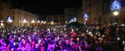 Krakowski fenomen: znów tłumy na Małym Rynku (rok 2019) - zdjęcie 2