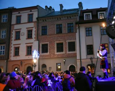 Krakowski fenomen: znów tłumy na Małym Rynku (rok 2019) - zdjęcie 1