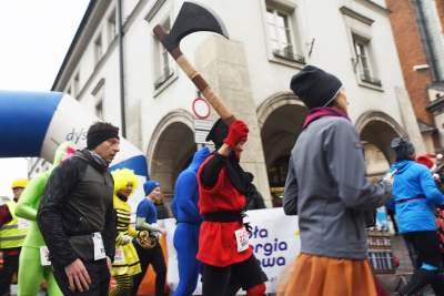 Biegła skrzynka, pierogi, czarownice i inne stwory: najfajniejszy bieg w Krakowie - zdjęcie 36