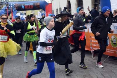 Biegła skrzynka, pierogi, czarownice i inne stwory: najfajniejszy bieg w Krakowie - zdjęcie 22