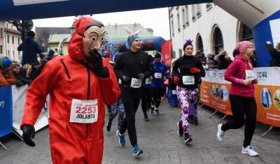 Biegła skrzynka, pierogi, czarownice i inne stwory: najfajniejszy bieg w Krakowie - zdjęcie 25