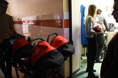 Sześcioraczki w formie, na szczęście rodzice nie są "antyszczepionkowcami" - zdjęcie 5