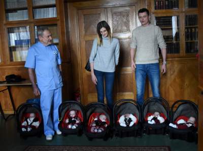 Sześcioraczki w formie, na szczęście rodzice nie są "antyszczepionkowcami" - zdjęcie 8