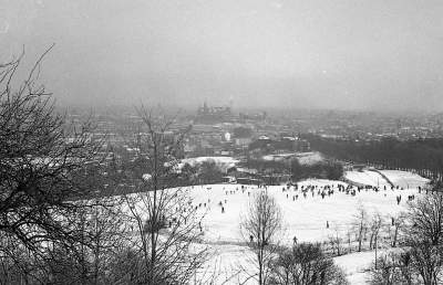 "Białe szaleństwo" na krakowskich stokach... - zdjęcie 7