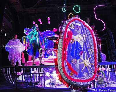 Dziwnych zdarzeń nie brakowało, stronniczy wybór zdjęć roku (2) - zdjęcie 24