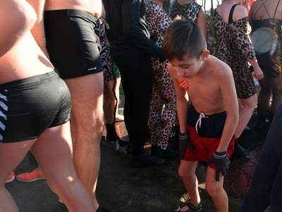 Zabawa na Bagrach: przed rokiem zalew pokrywał lód, a teraz... - zdjęcie 16